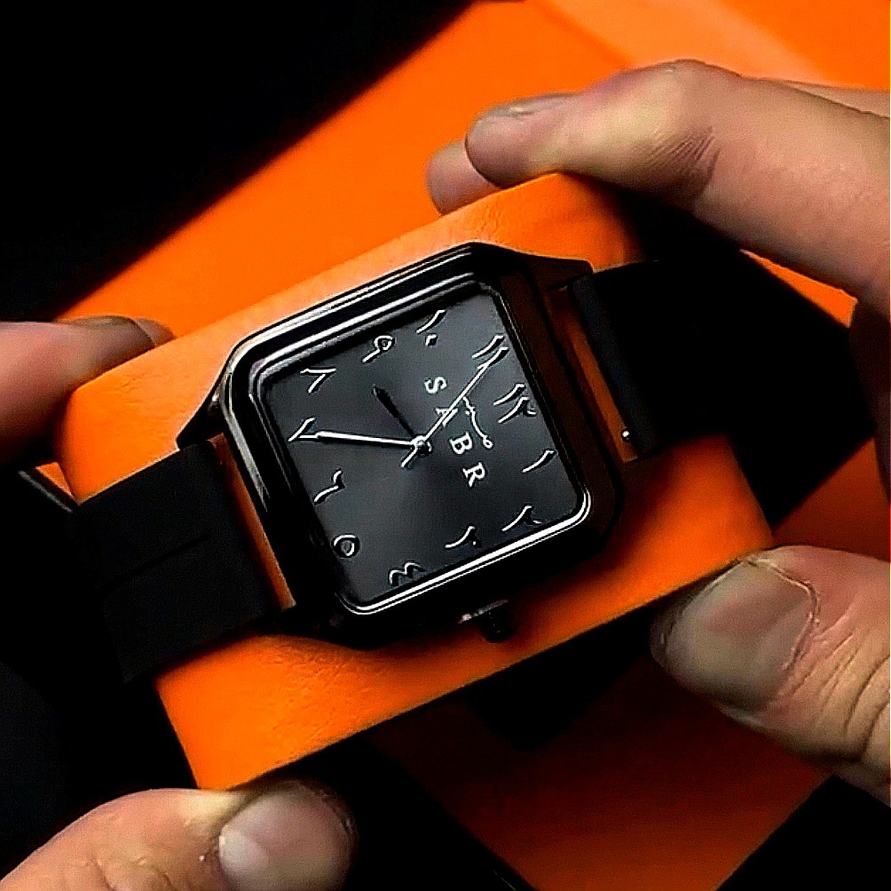 SABR 아라비아 숫자 쿼츠 시계 3ATM 방수 실리콘 - Cartier Watch Santos 리뷰 및 가격
