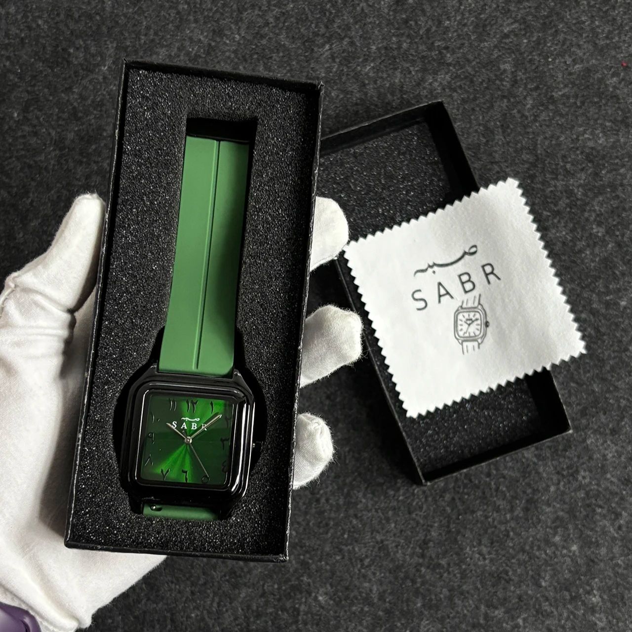SABR 아라비아 숫자 시계 남성용 합금 케이스 시계  - Cartier Watch Santos 리뷰 및 가격